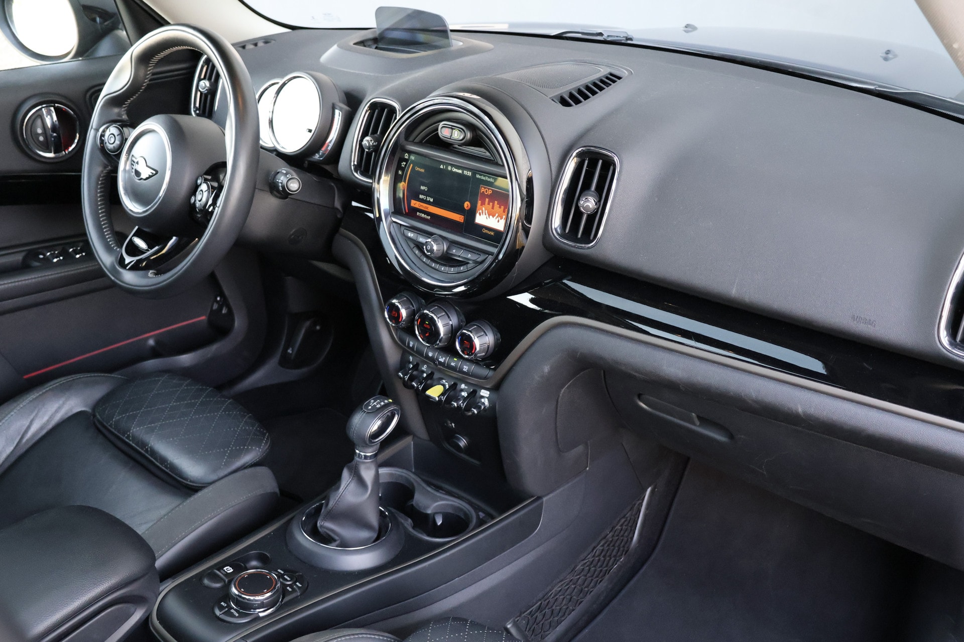 vehicle-image-4