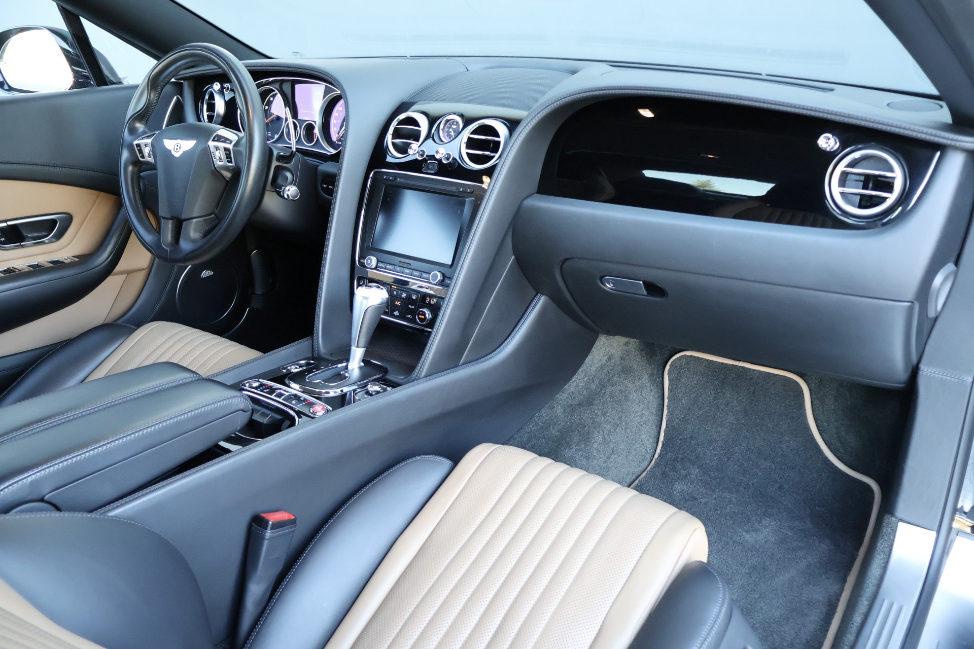 vehicle-image-4