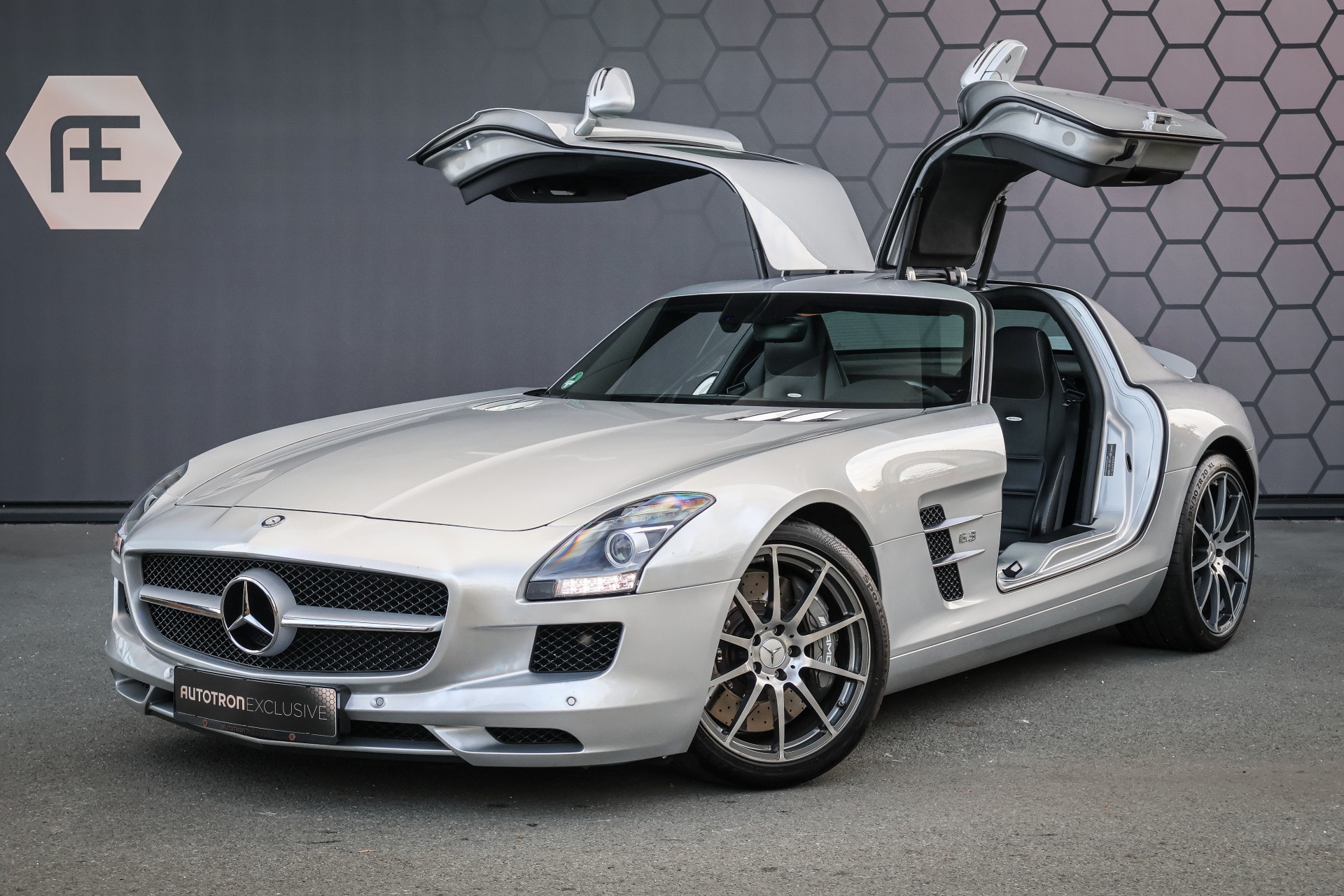 vehicle-image-1