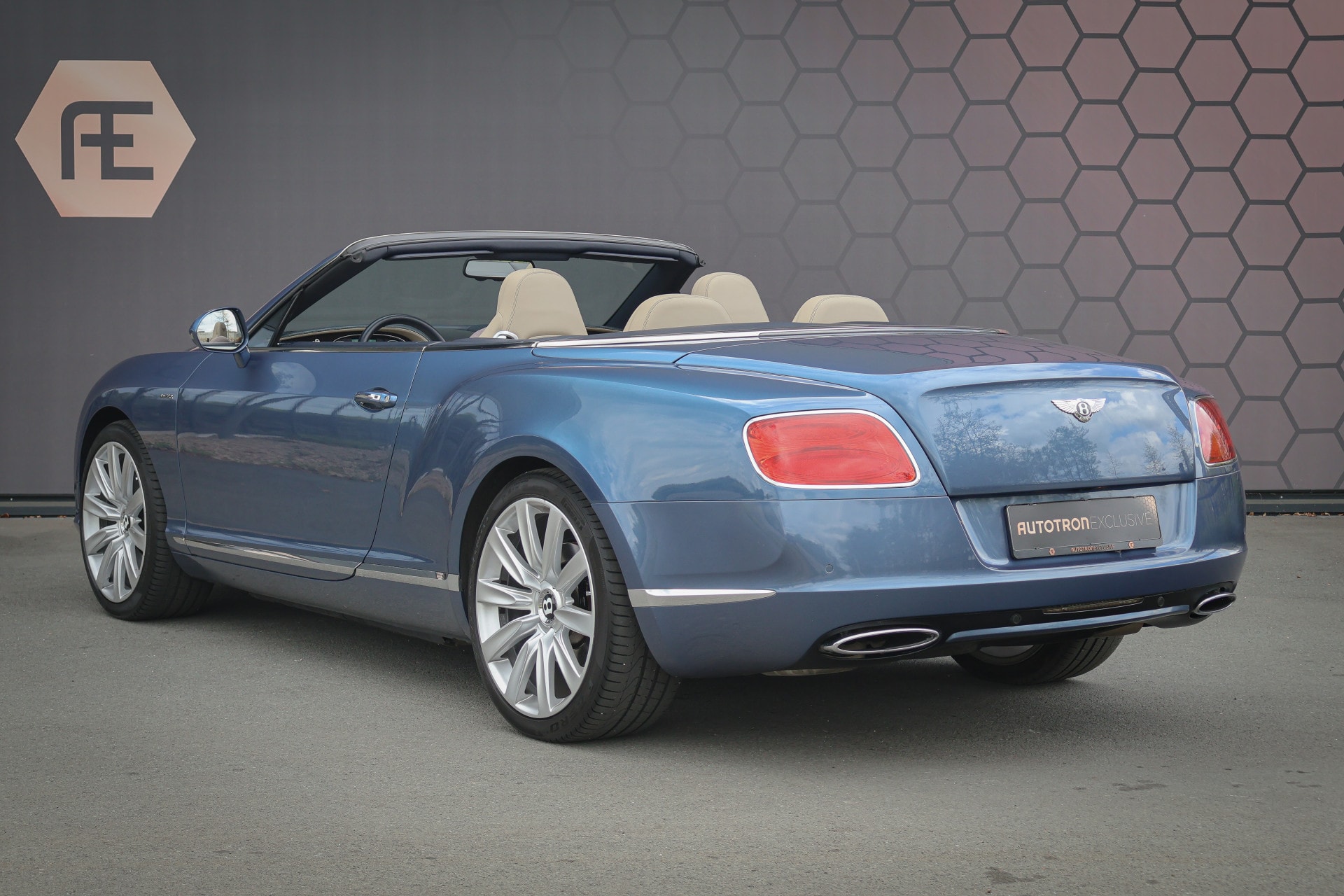 vehicle-image-2