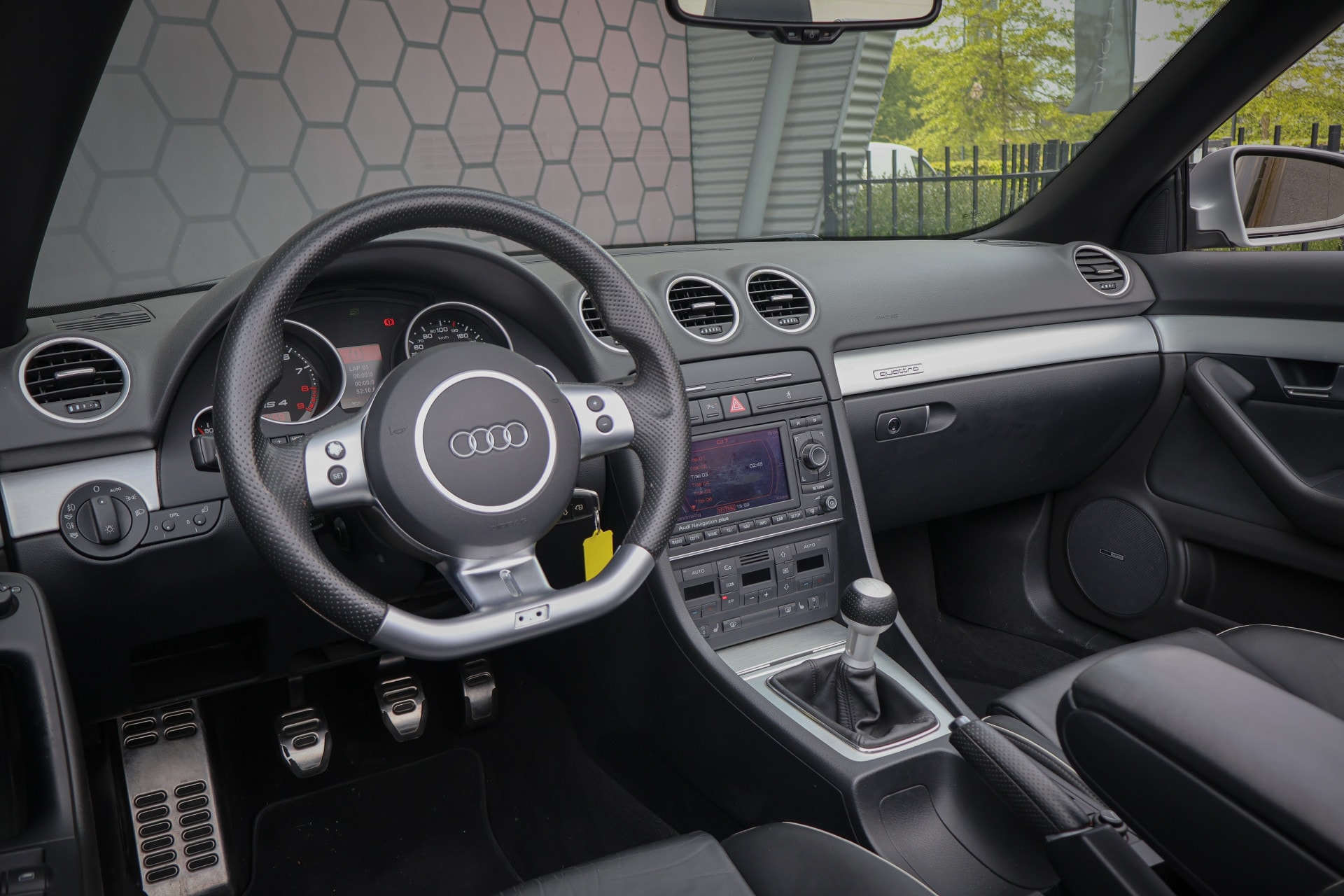 vehicle-image-3