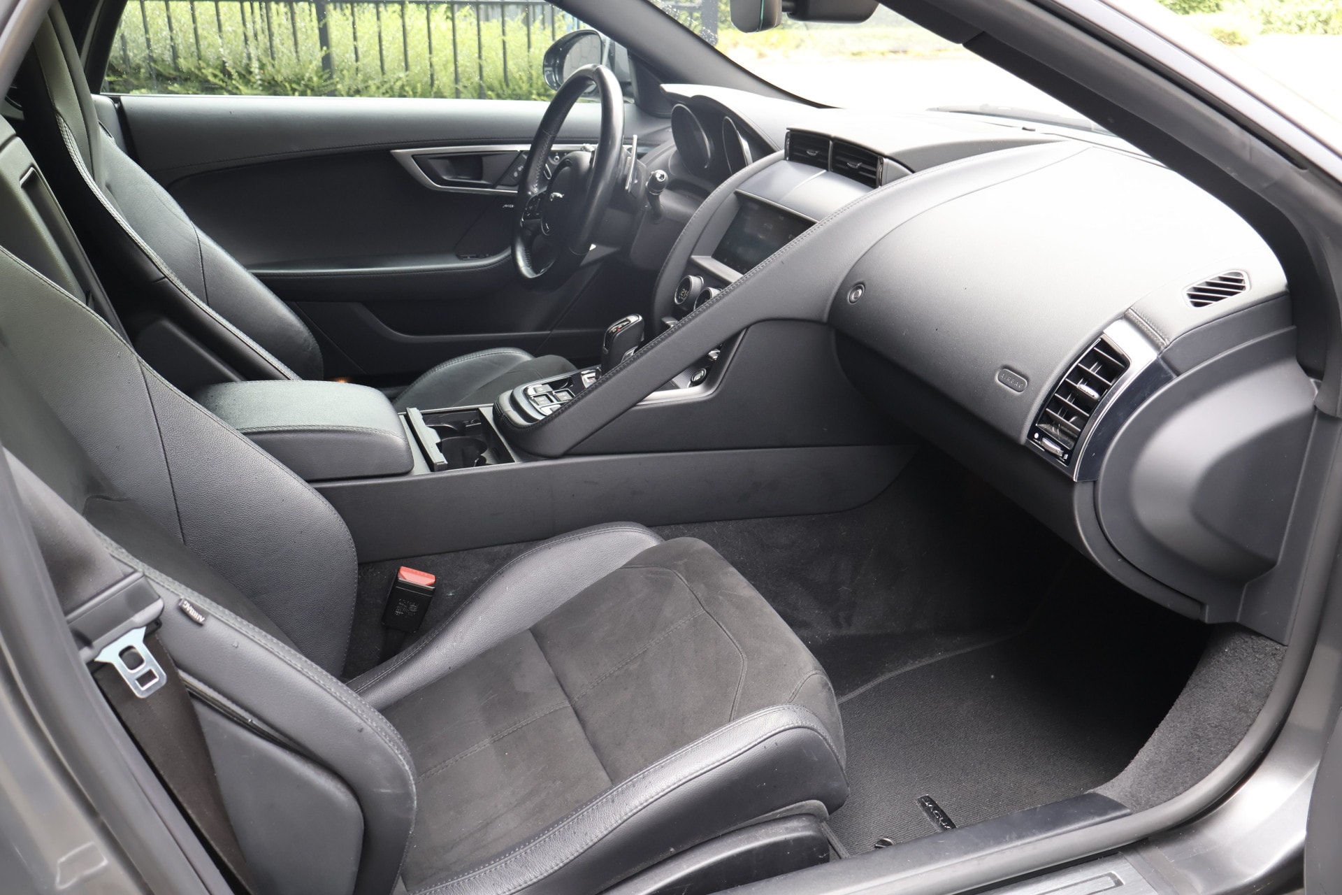 vehicle-image-4