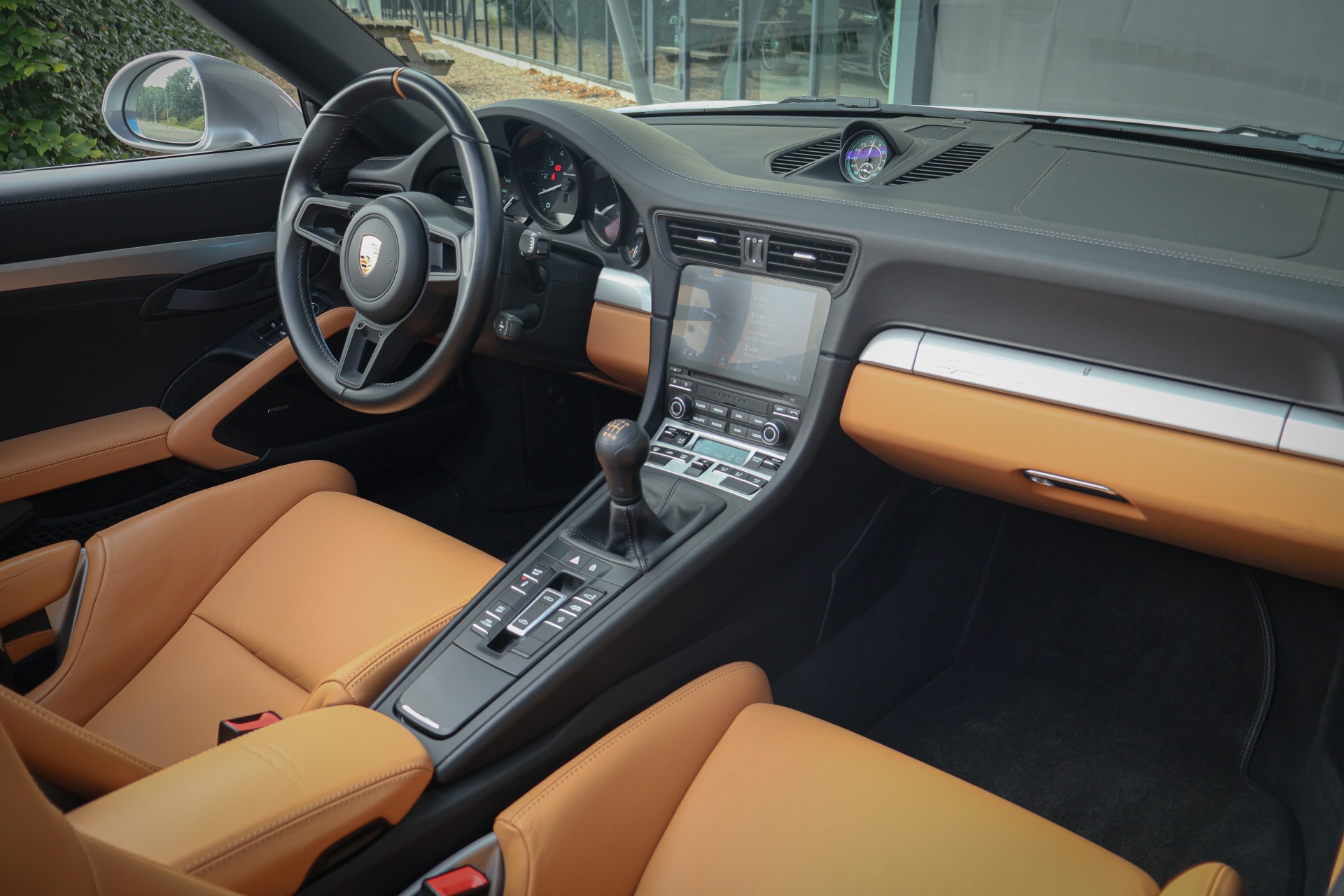 vehicle-image-4