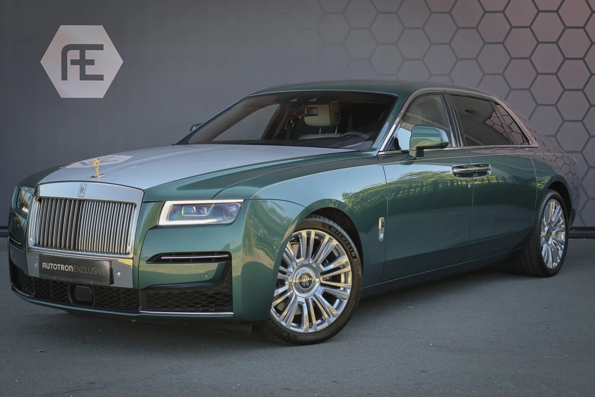 vehicle-image-1