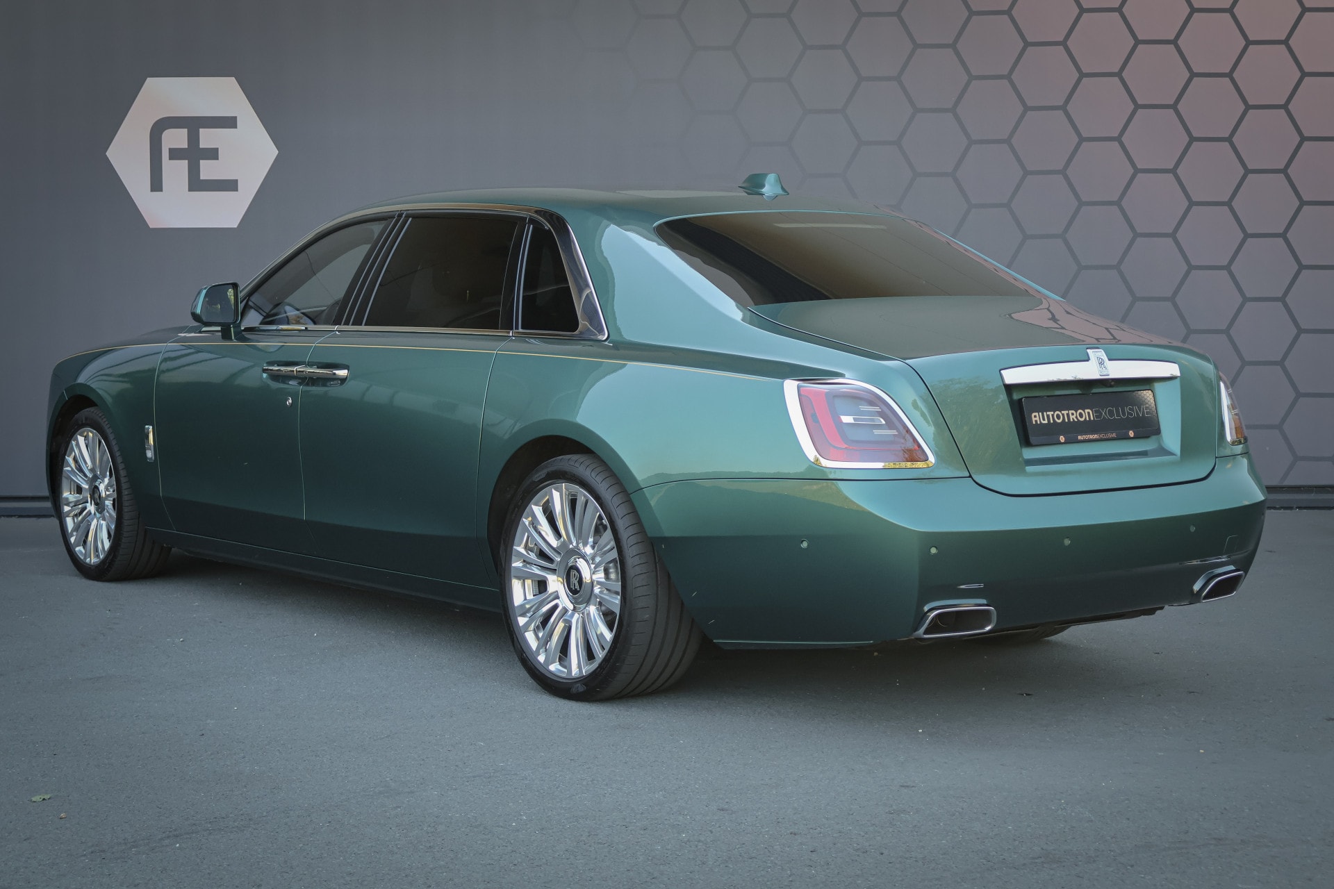 vehicle-image-2