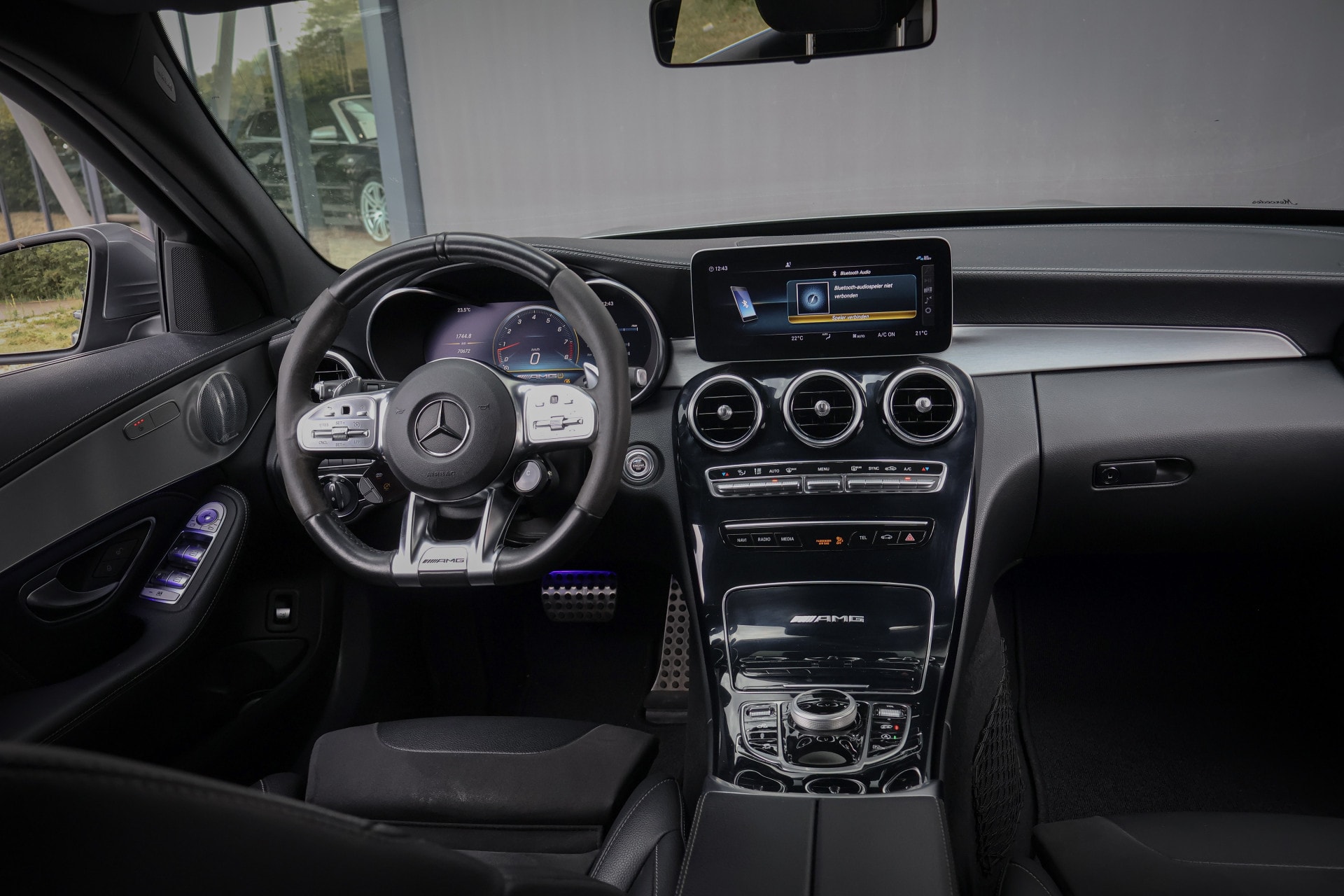 vehicle-image-3