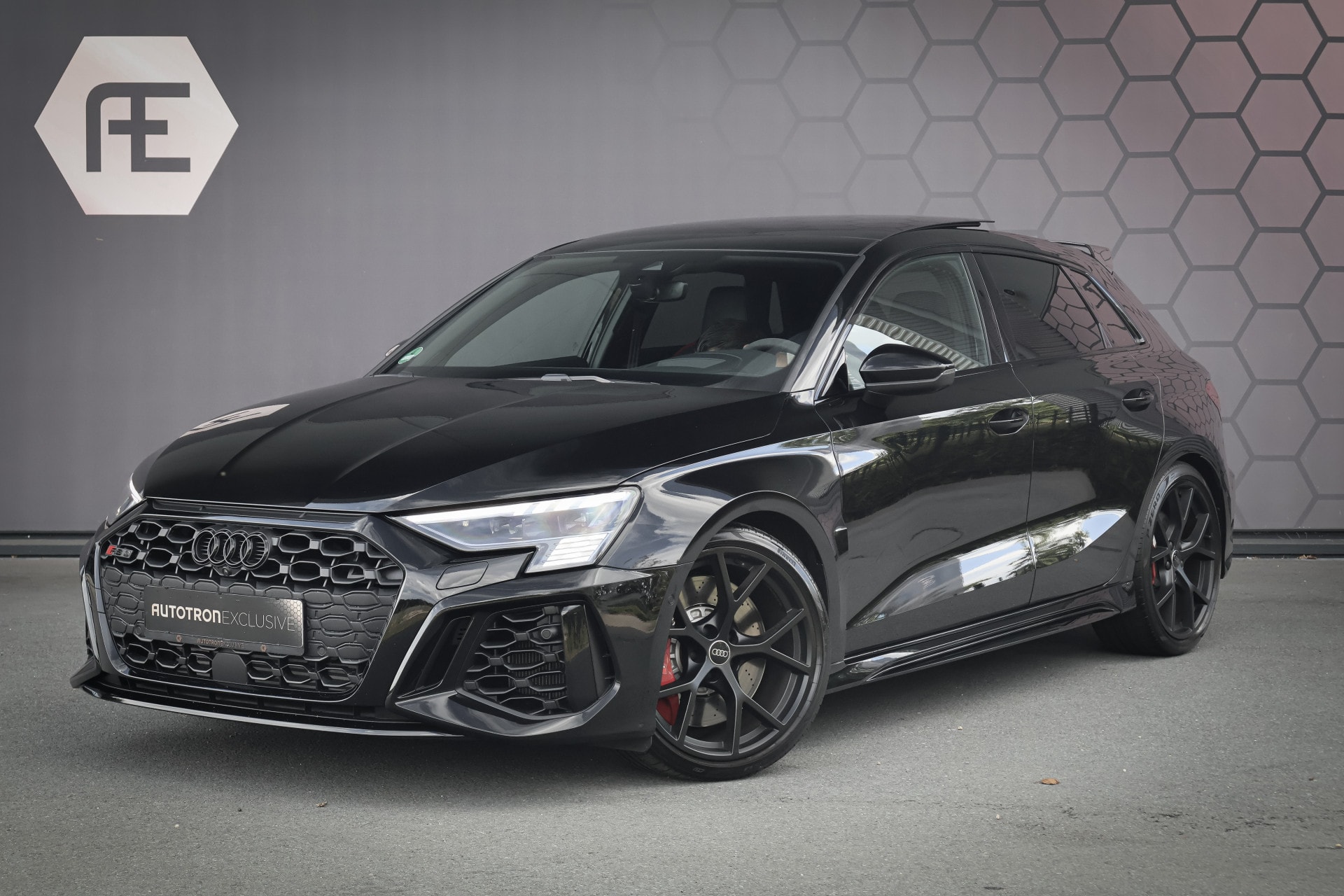 vehicle-image-1