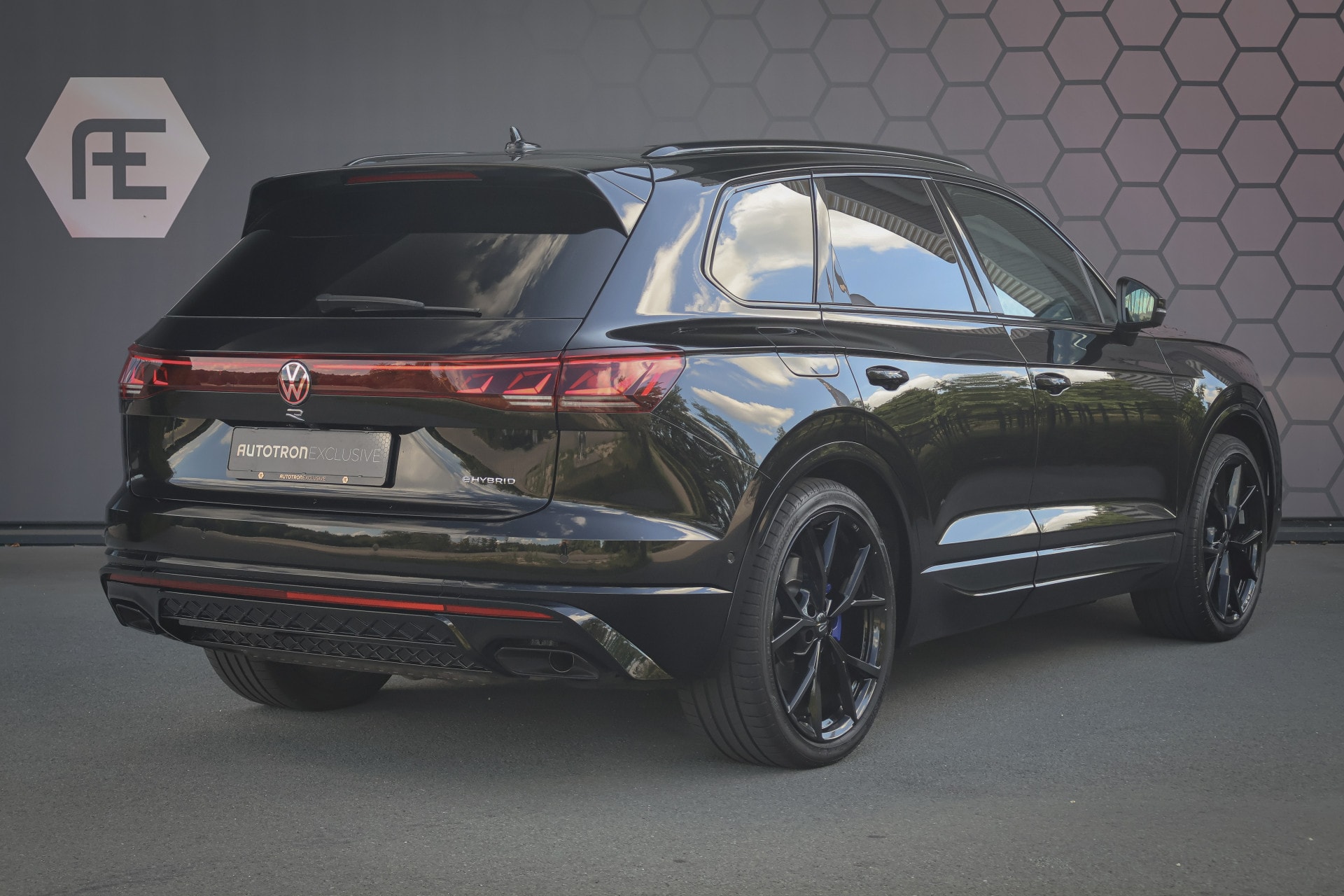 vehicle-image-2