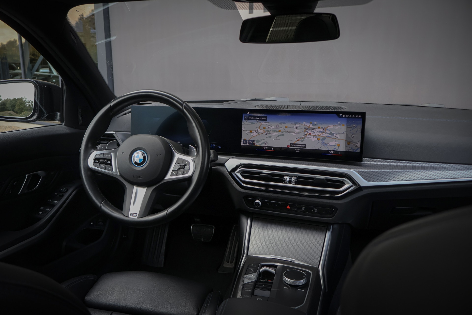 vehicle-image-3