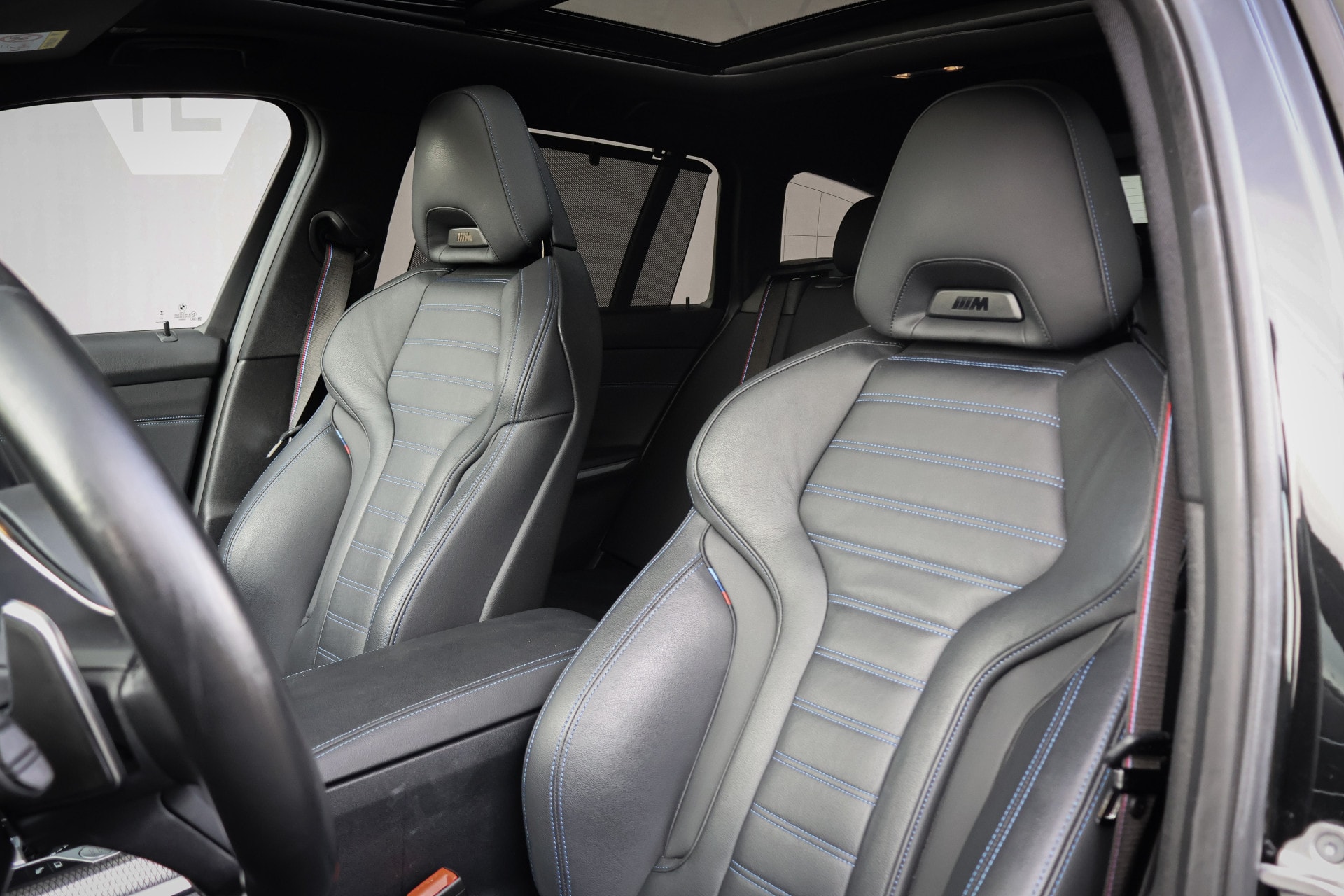 vehicle-image-4