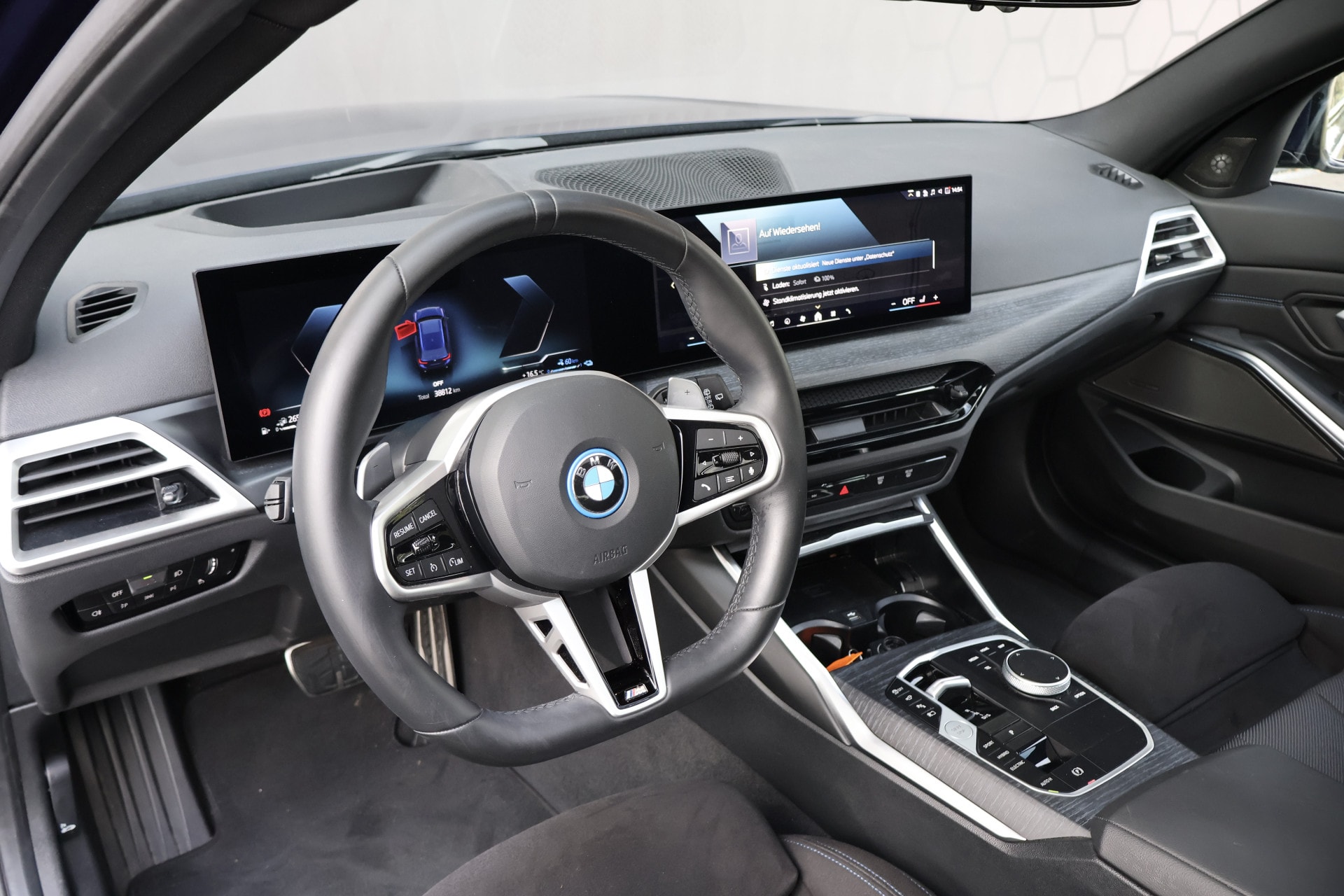 vehicle-image-4