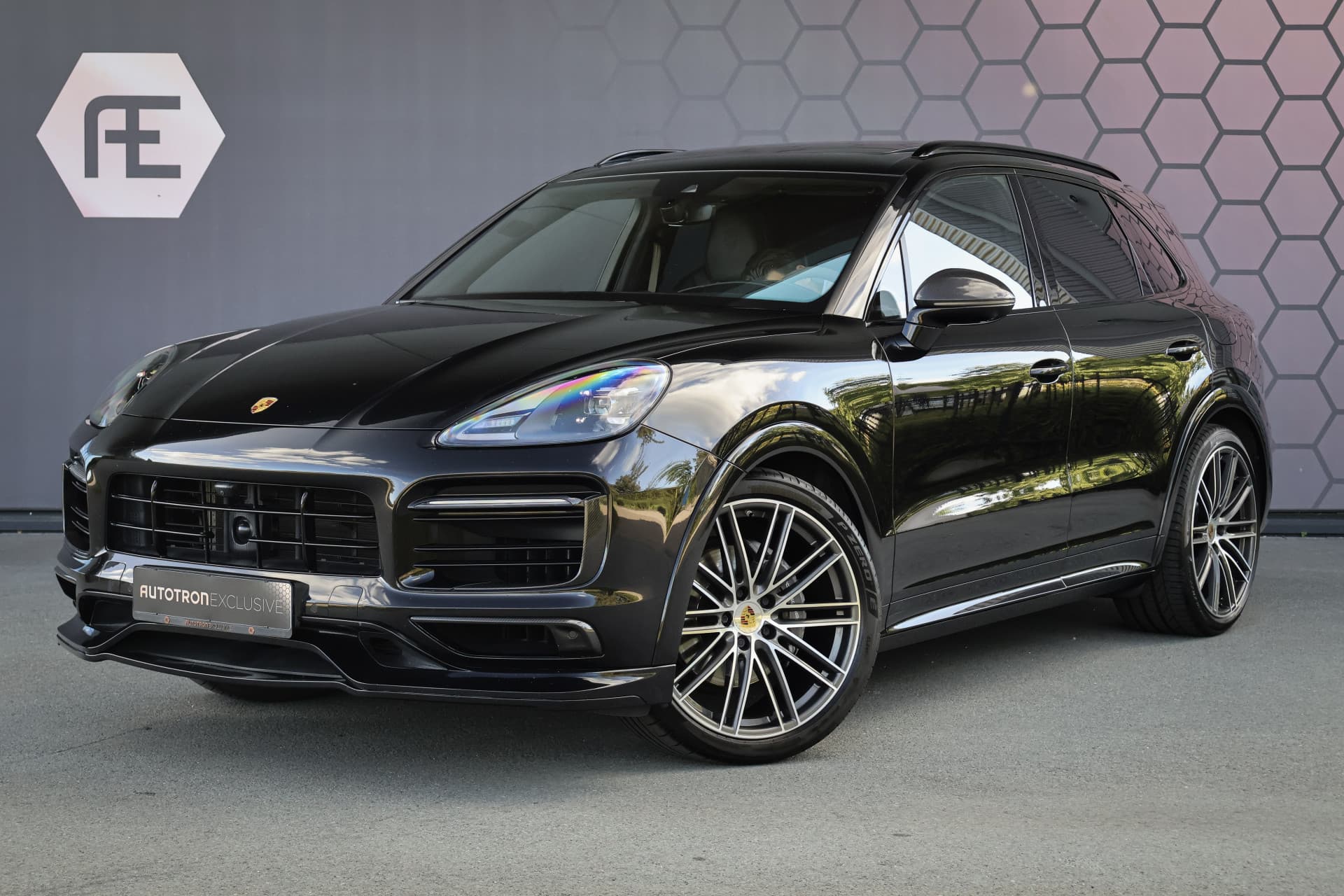 Porsche-Cayenne