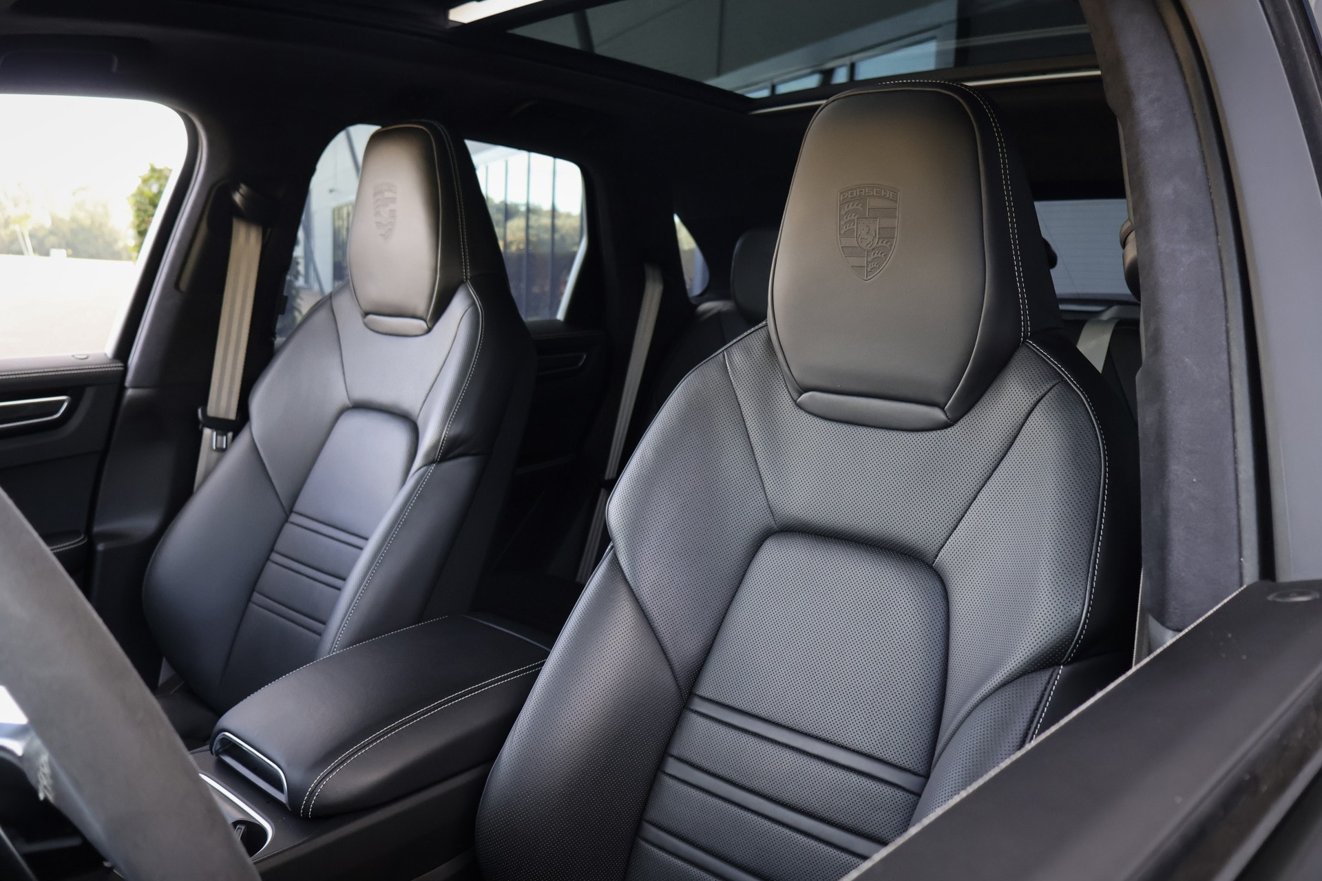 vehicle-image-4