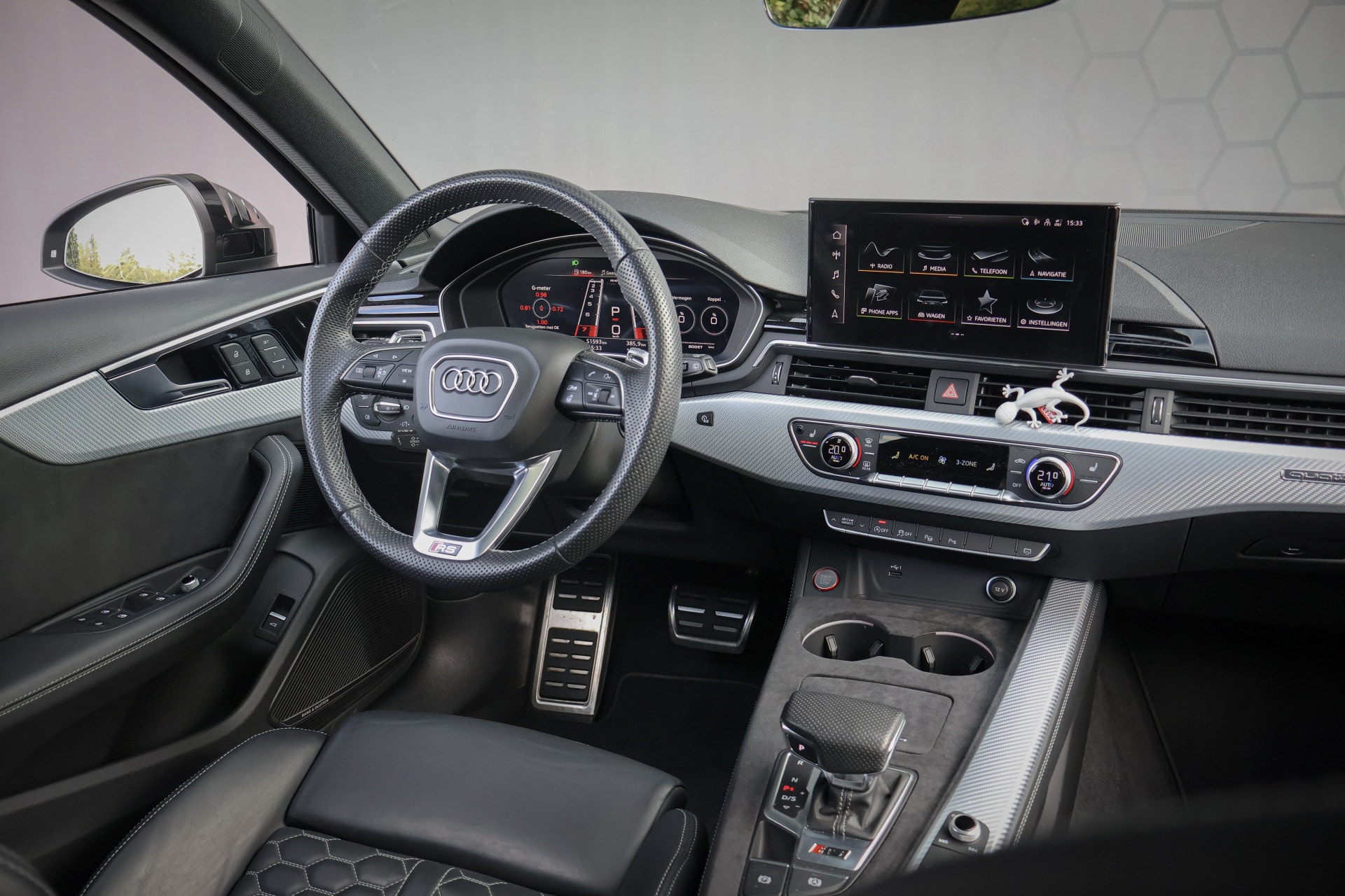 vehicle-image-3