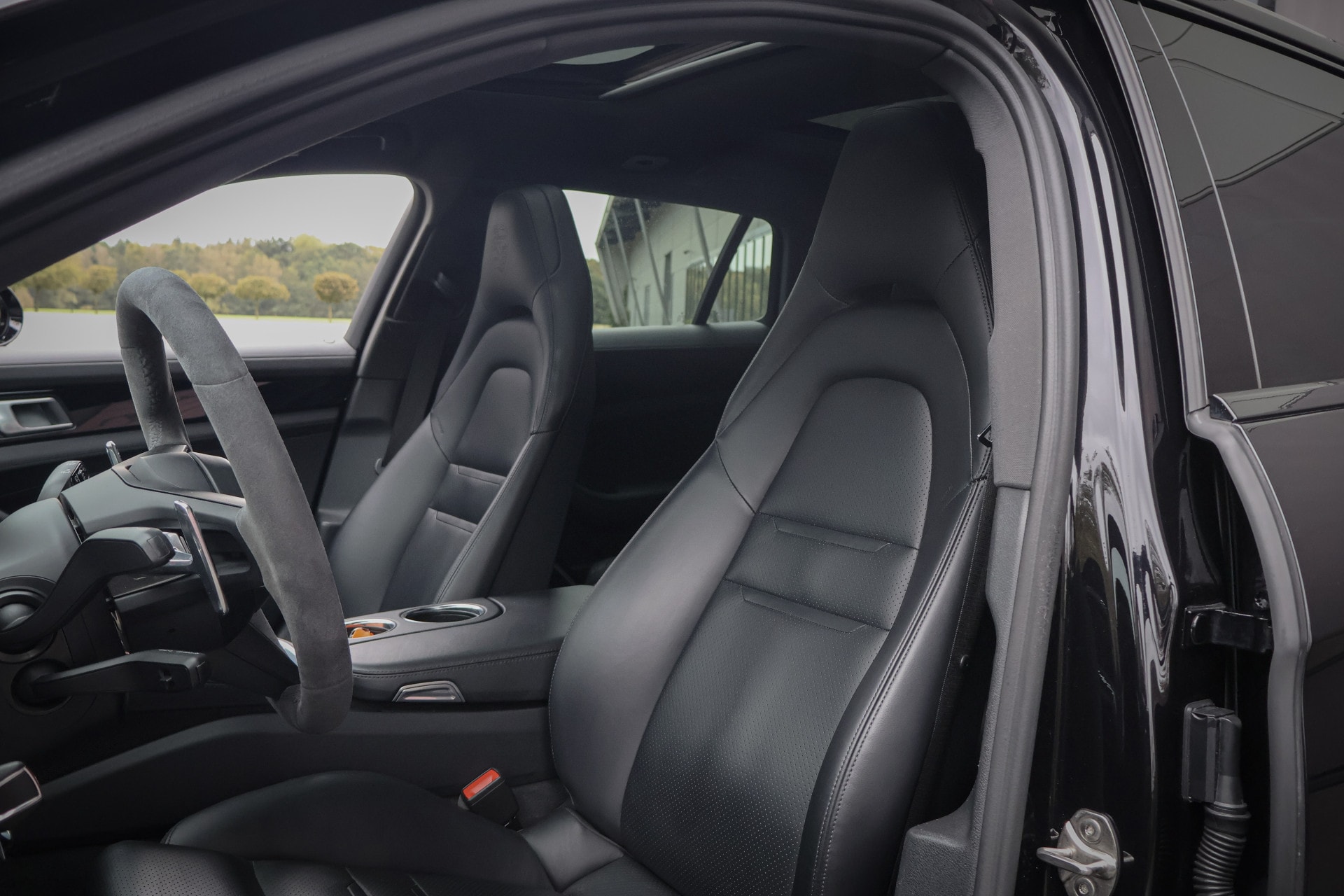 vehicle-image-4